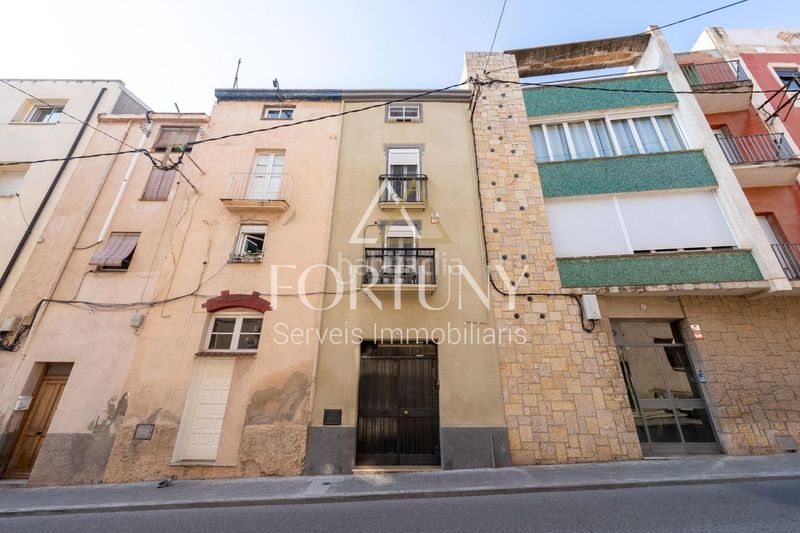 Foto ebc54600-7af7-4329-9617-ddfded2e6e3f. Casa amb aparcament a Valls