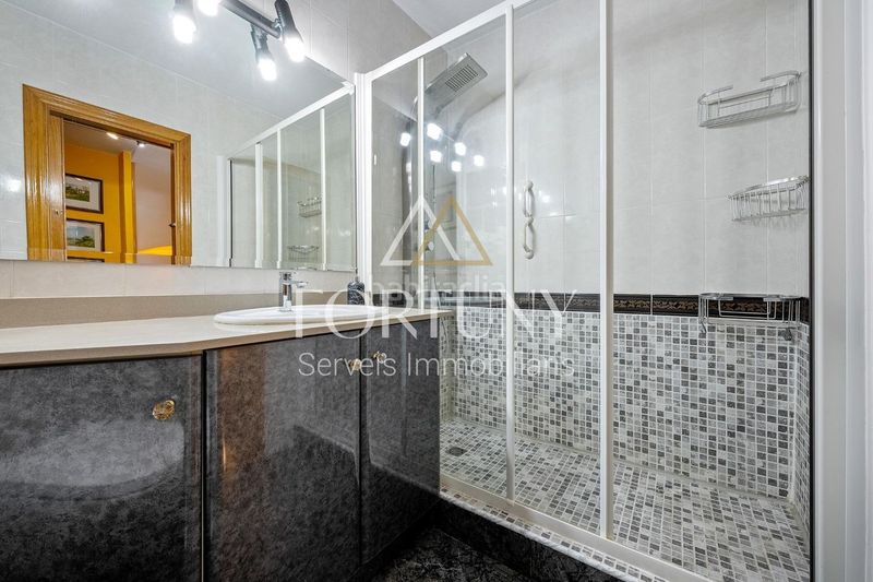 Foto abf5c12c-a62b-4a18-898a-caa680756ac3. Casa a Ponent Reus