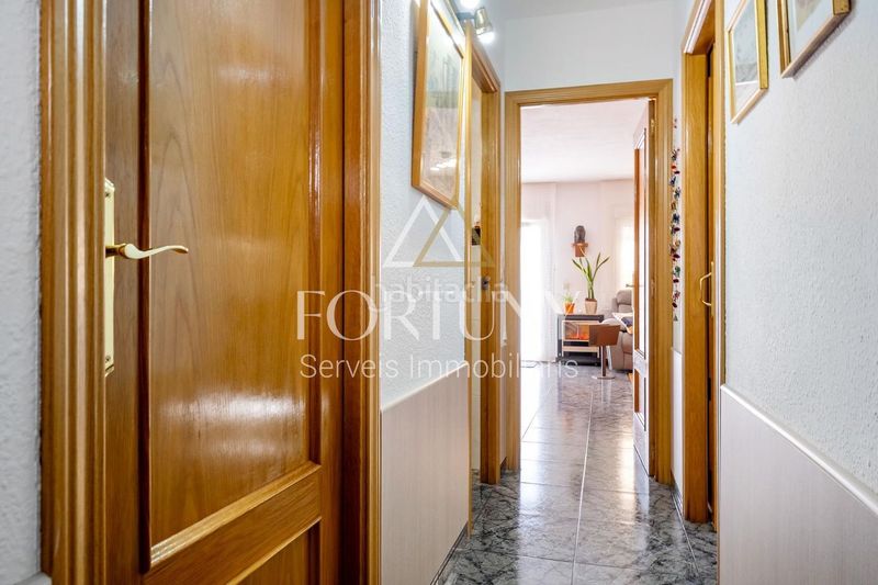 Foto d0e13637-b282-4c5c-8c2d-a3050fbd0fe2. Casa a Ponent Reus
