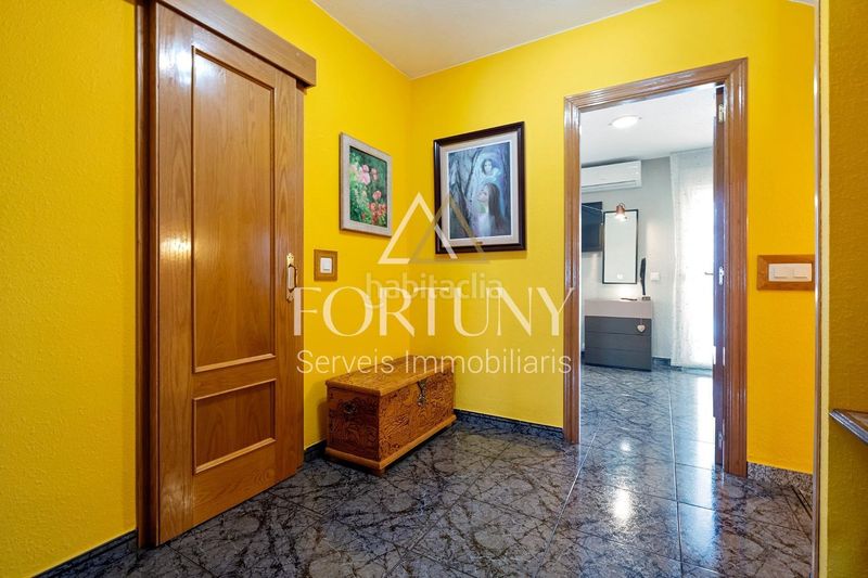 Foto d2dd144f-1773-4178-bfa9-9c27f35c7a67. Casa a Ponent Reus