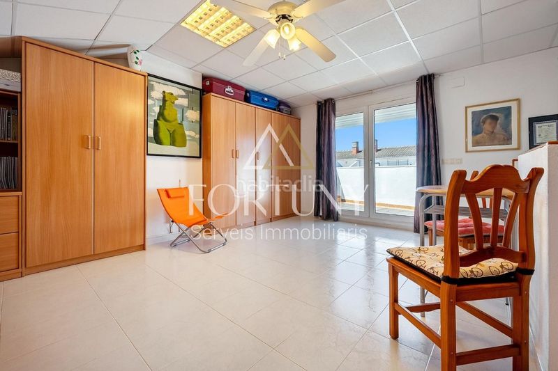 Foto e158a477-cf73-4a3f-a56a-c54891b8b0a6. Casa a Ponent Reus