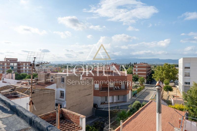 Foto 3a440a63-950b-43d6-bdda-34ec496b2672. Casa amb aparcament a Constantí