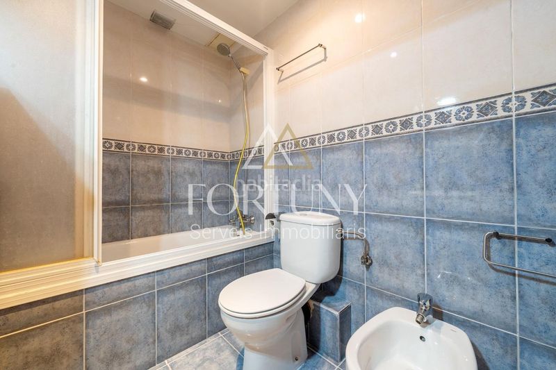 Foto a7cc2a29-9c05-447a-8ea5-27c14a72ab01. Casa amb aparcament a Ponent Reus