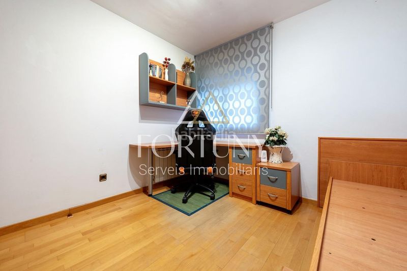 Foto ebea91b3-0fa0-49b9-9ccb-5f7e11ea9848. Casa amb aparcament a Ponent Reus