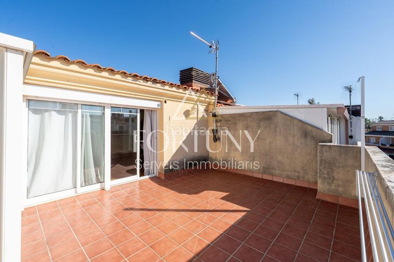 Foto f3de6fed-e90b-4b68-8c33-8803485407db. Casa amb aparcament a Ponent Reus