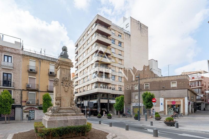 Foto f40d5387-fb16-4081-ba6d-9640c39db569. Pis a Centre Reus