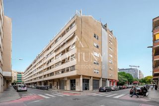 Flat  Del morell 17. Piso en venta en reus