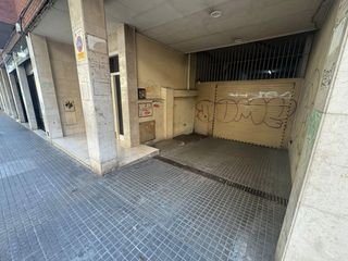 Autoparkplatz in Llevant. Garaje en venta en reus