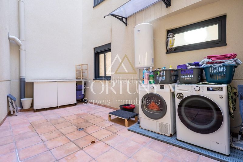Foto c23bd0e7-46b1-4043-824d-1db3c5f7a324. Pis a Centre Reus