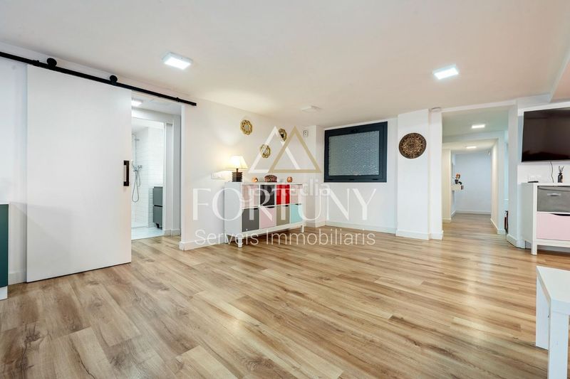 Foto f9079fb7-55ca-4c8c-8b2e-913fd13c9fc4. Pis a Centre Reus
