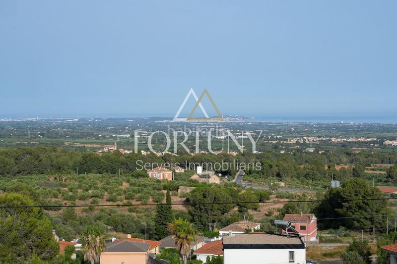 Foto 5fa69565-681a-4f35-86e3-498822e517f9. Casa  en venta en avinguda montclar, . en Riudecanyes
