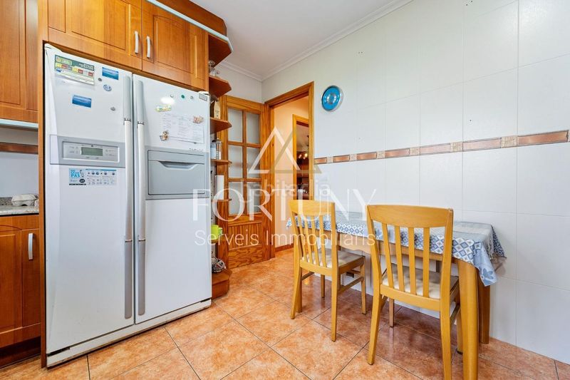 Foto 7c3dce27-7d40-41ee-9b05-0ec2816a91bb. Casa  en venta en avinguda montclar, . en Riudecanyes