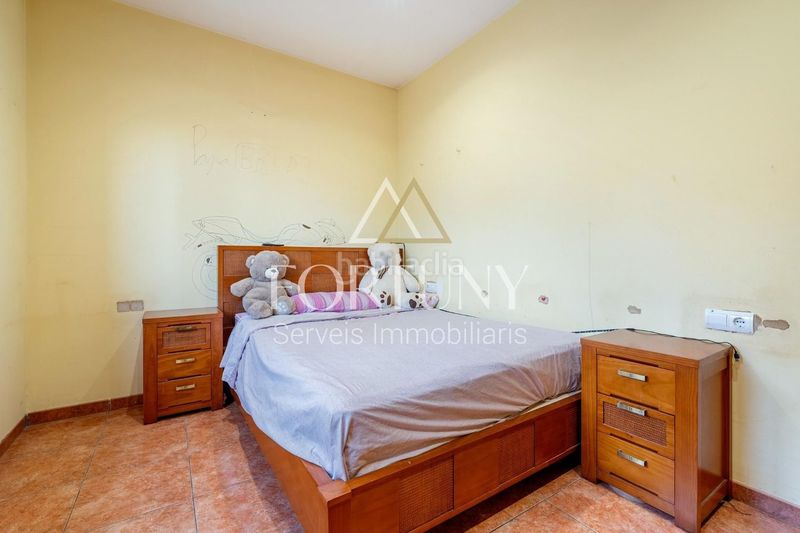 Foto b15f59f8-26d6-4e31-a8ec-445368fa94af. Casa  en venta en avinguda montclar, . en Riudecanyes