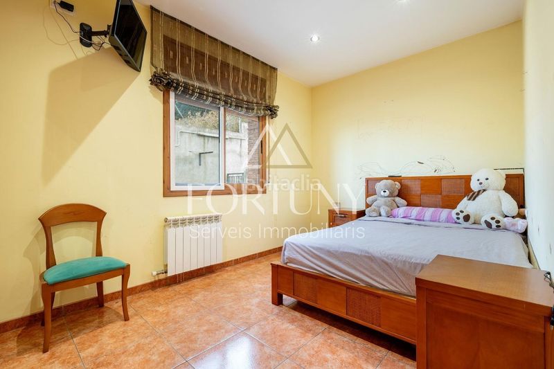 Foto e54e862a-768a-420e-970b-78cc722fb5b7. Casa  en venta en avinguda montclar, . en Riudecanyes