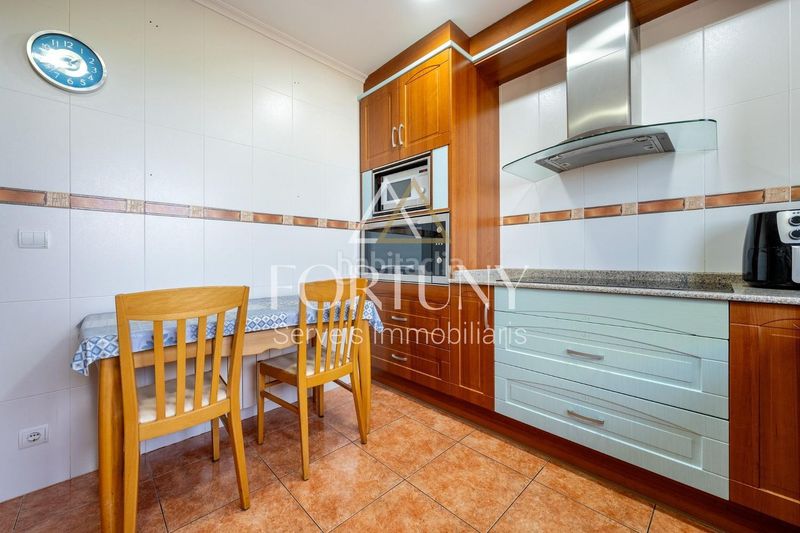 Foto f31ccca8-5e93-479a-825c-587e385f86e9. Casa  en venta en avinguda montclar, . en Riudecanyes