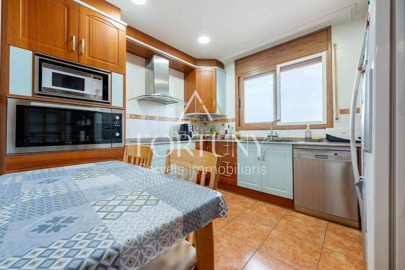 Foto fb3ad084-73d5-44d4-8305-b6c88ff7bd3d. Casa  en venta en avinguda montclar, . en Riudecanyes