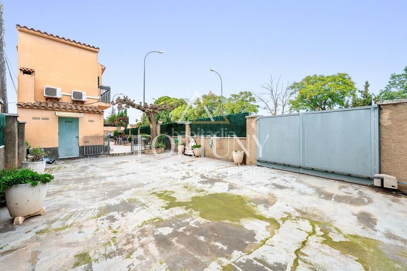 Foto 97ca3985-1bed-4e6f-95f5-6b5e850f01f9. Casa amb aparcament a Ponent Reus
