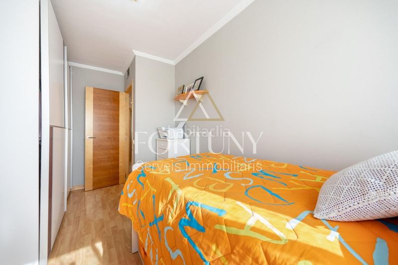 Foto b3858c61-70ac-4632-aa48-112a97c0e3d8. Casa amb aparcament a Migjorn Reus