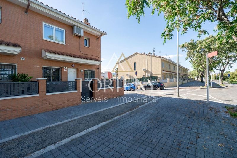 Foto d4f04834-da52-44c4-9cc8-d7d6f5074747. Casa amb aparcament a Migjorn Reus