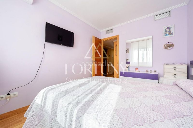 Foto f1ea6c6a-5c9a-46cd-b759-a7a418da1c3b. Casa amb aparcament a Migjorn Reus