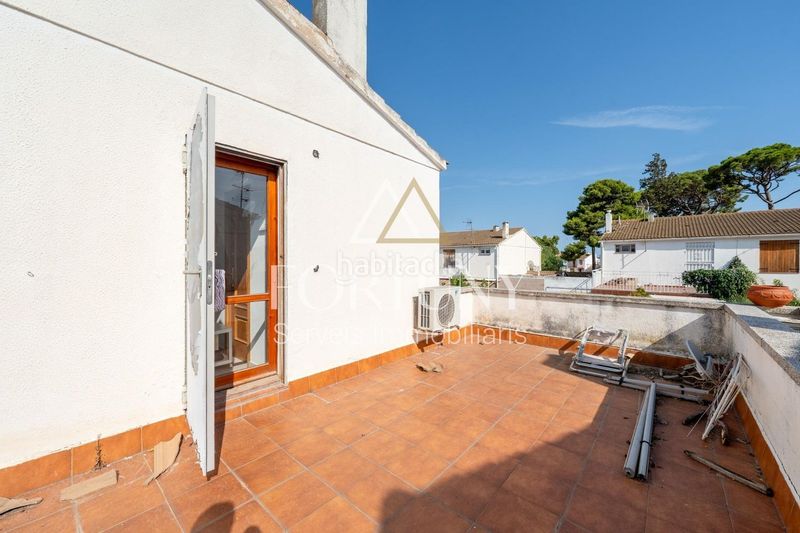 Foto 96152f23-ba78-494d-a7fc-863dffaf23e3. Casa amb aparcament a Migjorn Reus