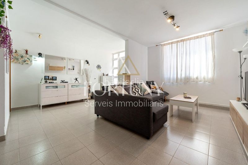 Foto b8904c8a-bf30-4a96-b468-402cf28b277e. Casa amb aparcament a Migjorn Reus