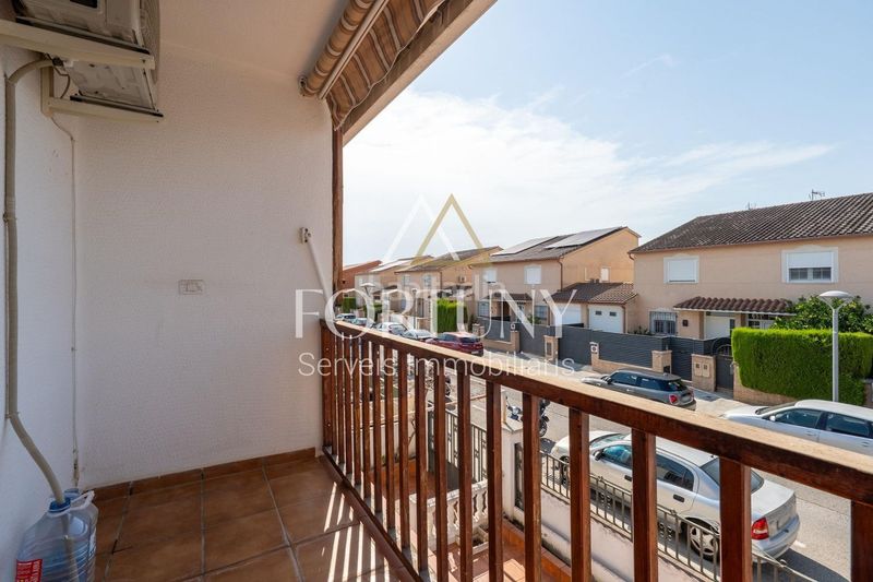 Foto c0476852-23f1-4ab9-824d-7401ab41f964. Casa amb aparcament a Migjorn Reus