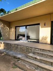 Rent House  Tv-3141. Casa en alquiler en carretera cambrils, reus.