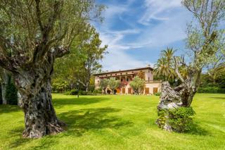 Country house in Pollença Poble. Mansión en venta situada en el pintoresco pueblo de pollensa
