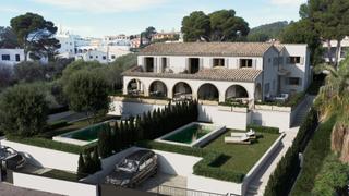 Chalet in Port d´Alcúdia-Platja dÁlcúdia. Preciosa villa pareada con vistas a la bahía de alcudia en la pr