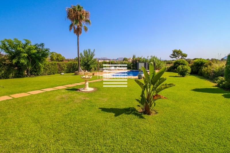 Foto 517b159c-a2a6-45ac-a4de-56e387cbb23f. Casale con parcheggio piscina in ciutat d´Alcúdia Alcúdia