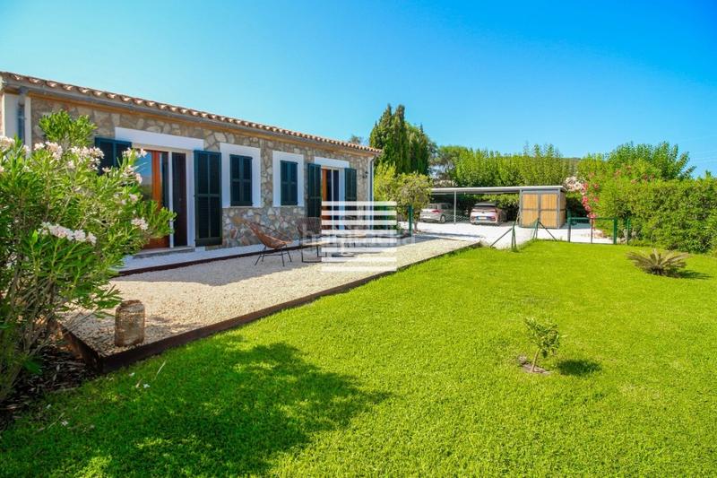 Foto f11febca-9c52-4f26-97a4-33e08a74f529. Casale con parcheggio piscina in ciutat d´Alcúdia Alcúdia