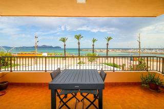 Appartement à Santa Margalida Poble. Apartamento en primera línea con vistas al mar en can picafort
