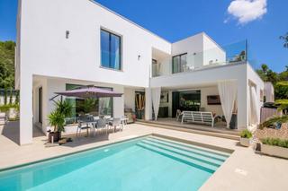 Chalet à Sa Pobla. Moderna villa de reciente construcción situada en la zona reside