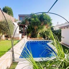 Xalet  Avinguda montseny. Oportunidad casa con garage, piscina, jardin cerca del mar