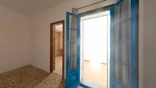 Rez-de-chausse  Passeig de vilanova. Bajos con encanto en el centro, gran patio de 35m2