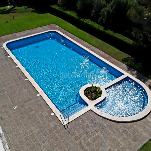 Foto 05f8a723-f982-4b60-bf13-65774242802a. Lloguer pis amb calefacció piscina a Vallpineda-Santa Bàrbara Sitges