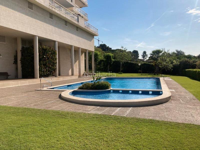 Foto 550df493-8910-4ab9-9f71-af7c95f14720. Lloguer pis amb calefacció piscina a Vallpineda-Santa Bàrbara Sitges