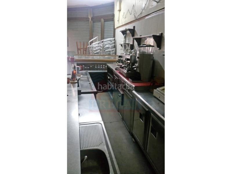 Foto 7b2cd5a1-d68f-4a80-9c1a-42dffc27c0fa. Locale commerciale in Can Vidalet Esplugues de Llobregat