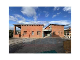 Maison  N/a. Casa de banco en venta en lliçà de vall