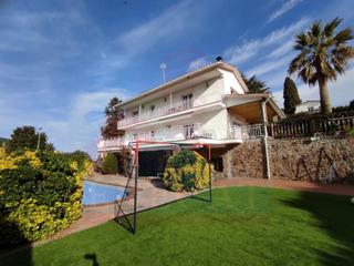 Maison  N/a. Chalet  torre  castellar del vallès
