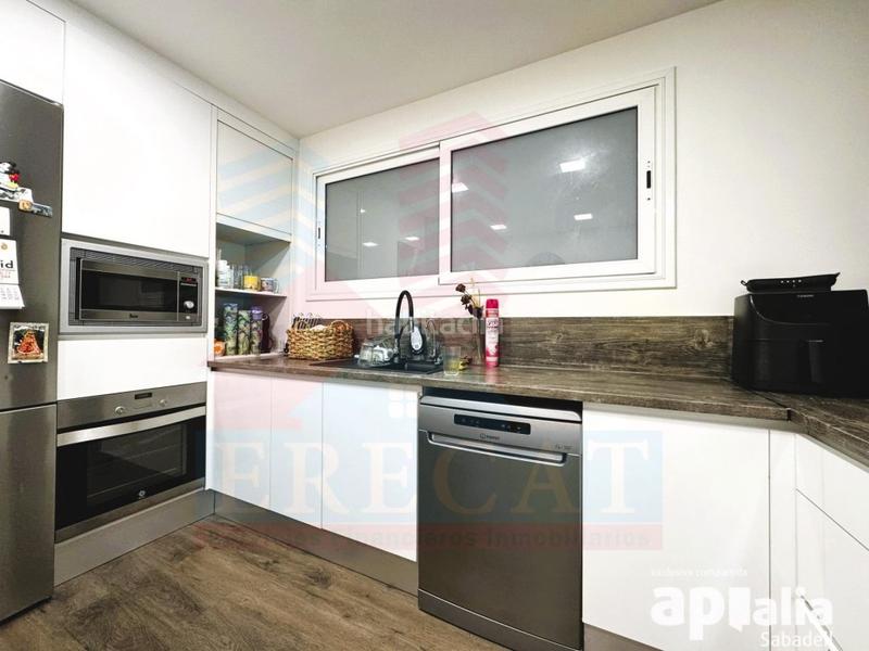 Foto 5fe62984-e5f6-4aa3-a16f-bf806da42a97. Piso  en venta Centre en Centre Sabadell
