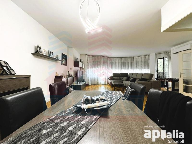 Foto 697d0d8b-5611-4152-9245-4ec1d54026c3. Piso  en venta Centre en Centre Sabadell