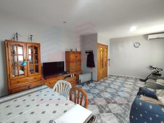 Casa  N/a. Casa en venta en vallbona, barcelona