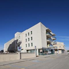 Apartament  Sibil.la de fortià. Immosol lescala. apartamento con parquing a 50m de la playa