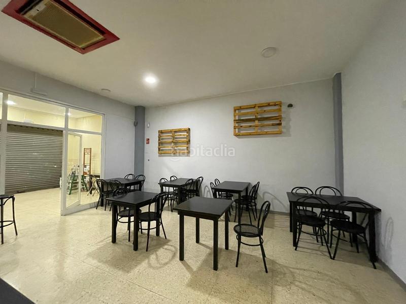 Foto d71cc2d7-feb1-45d2-a50e-bb82332f555f. Geschäftsraum in carrer d'eusebi güell 118 in Marianao Sant Boi de Llobregat