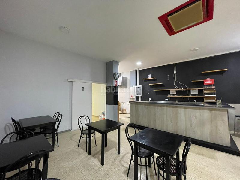 Foto c0ee465e-d0e1-416b-aa3d-3dc97dffe416. Local comercial a carrer d'eusebi güell 118 a Marianao Sant Boi de Llobregat