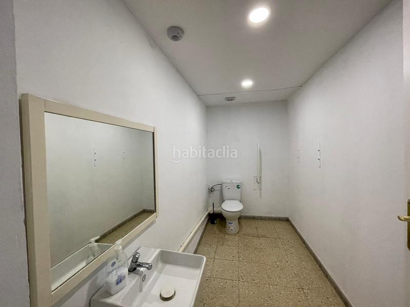 Foto 7826d7e2-7418-4966-81fd-05d3161ba9eb. Local commercial dans carrer d'eusebi güell 118 dans Sant Boi de Llobregat