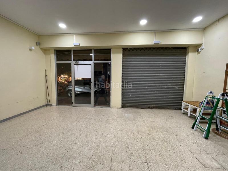 Foto 0f960546-8a73-41a6-ad51-b28f8738a299. Locale commerciale in carrer d'eusebi güell 118 in Sant Boi de Llobregat