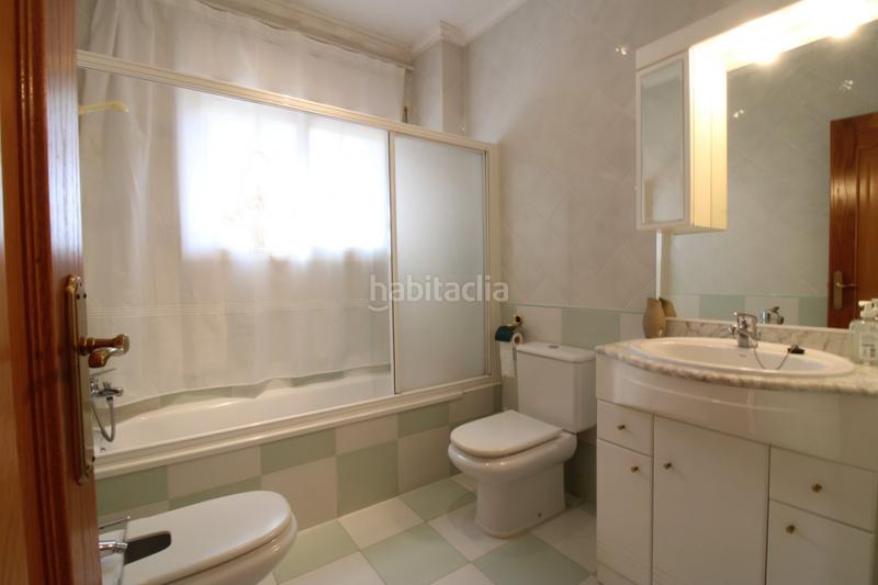 Foto 06e5c091-cace-4553-917b-d9d5668a94c1. Xalet amb calefacció aparcament piscina a Segur de Calafell nucli urbà Segur de Calafell